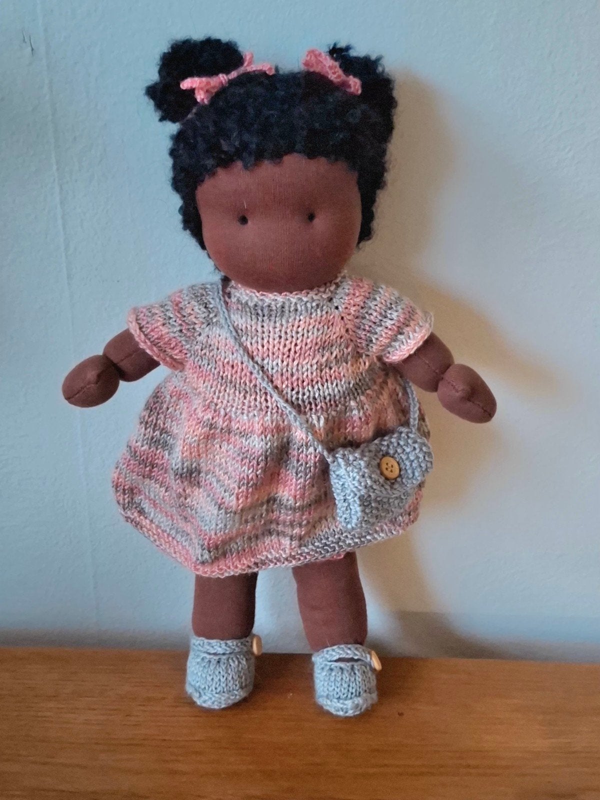 Antroposofische pop  Lisa !!, Hobby en Vrije tijd, Vilt, Ophalen of Verzenden, Nieuw, Figuurtje(s)