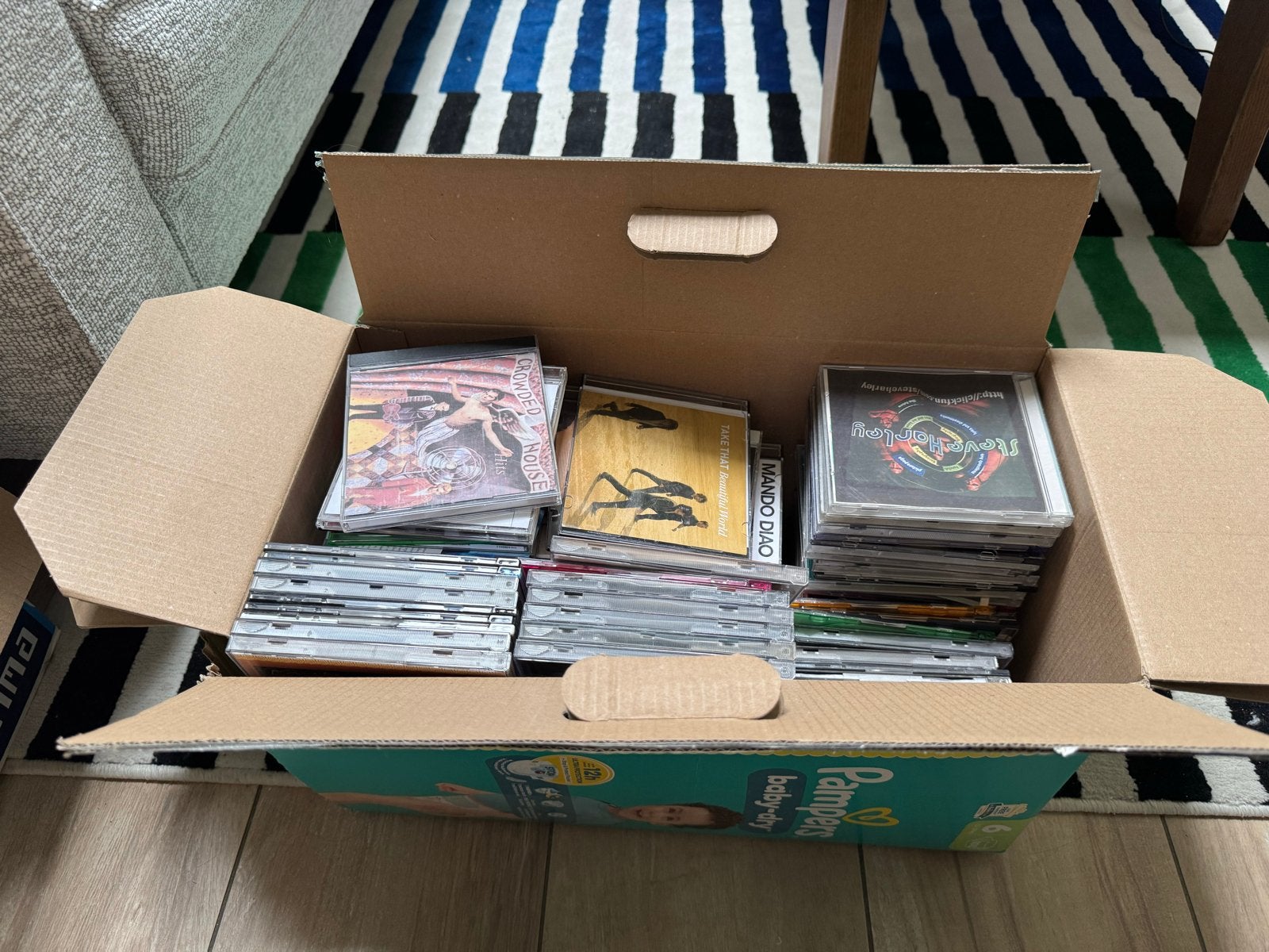 Doos zelfgemaakte cd's voor reserve jewel cases of gebruik, Ophalen, Gebruikt, Inclusief doosje