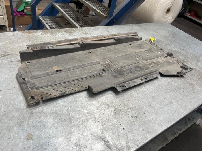 Foto 4 van Beschermplaat bodem van een Audi A5