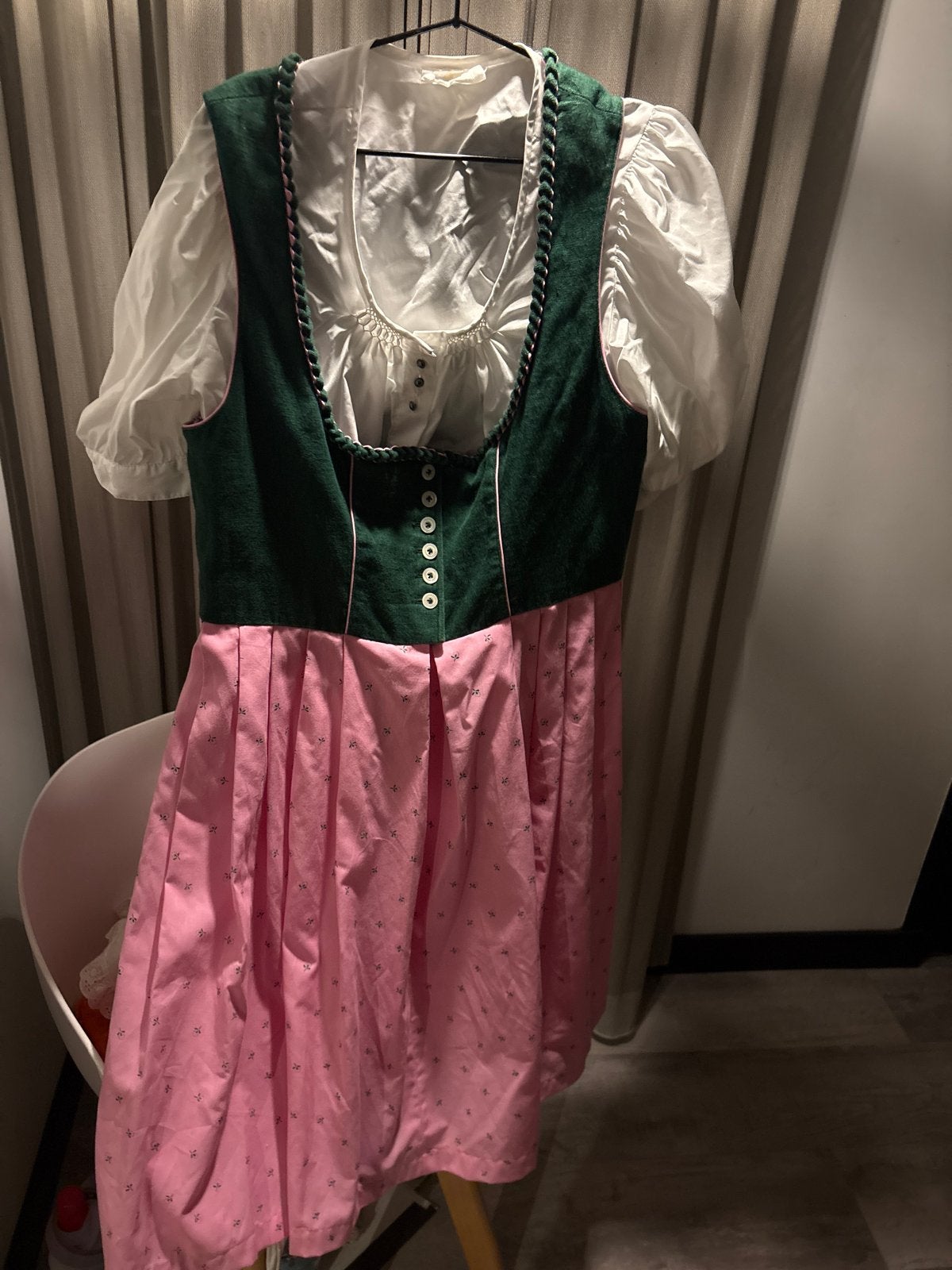 Traditionele Dirndl Jurk maat 42/44 - Roze met Groen, Maat 38/40 (M), Ophalen of Verzenden, Kleding, Overige thema's