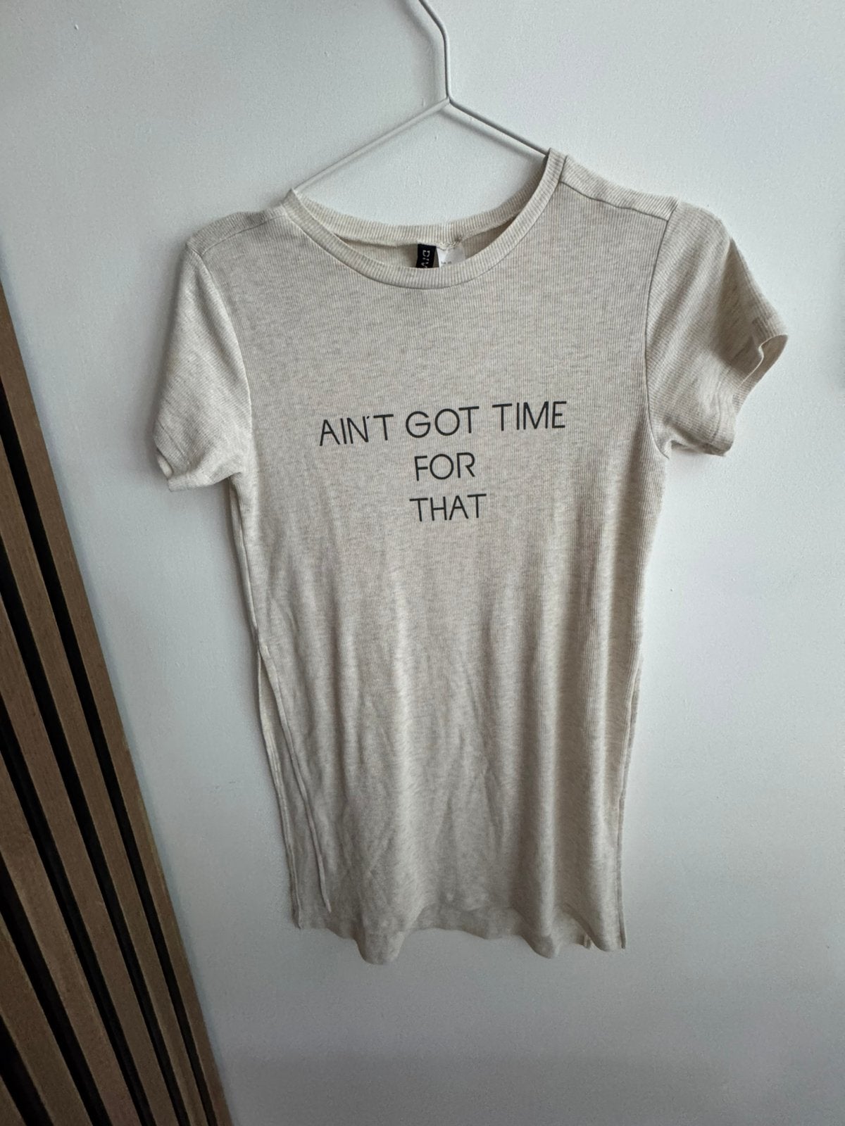 Lang t-shirt. Open aan de zijkant., Ophalen, Wit, Korte mouw, Maat 34 (XS) of kleiner
