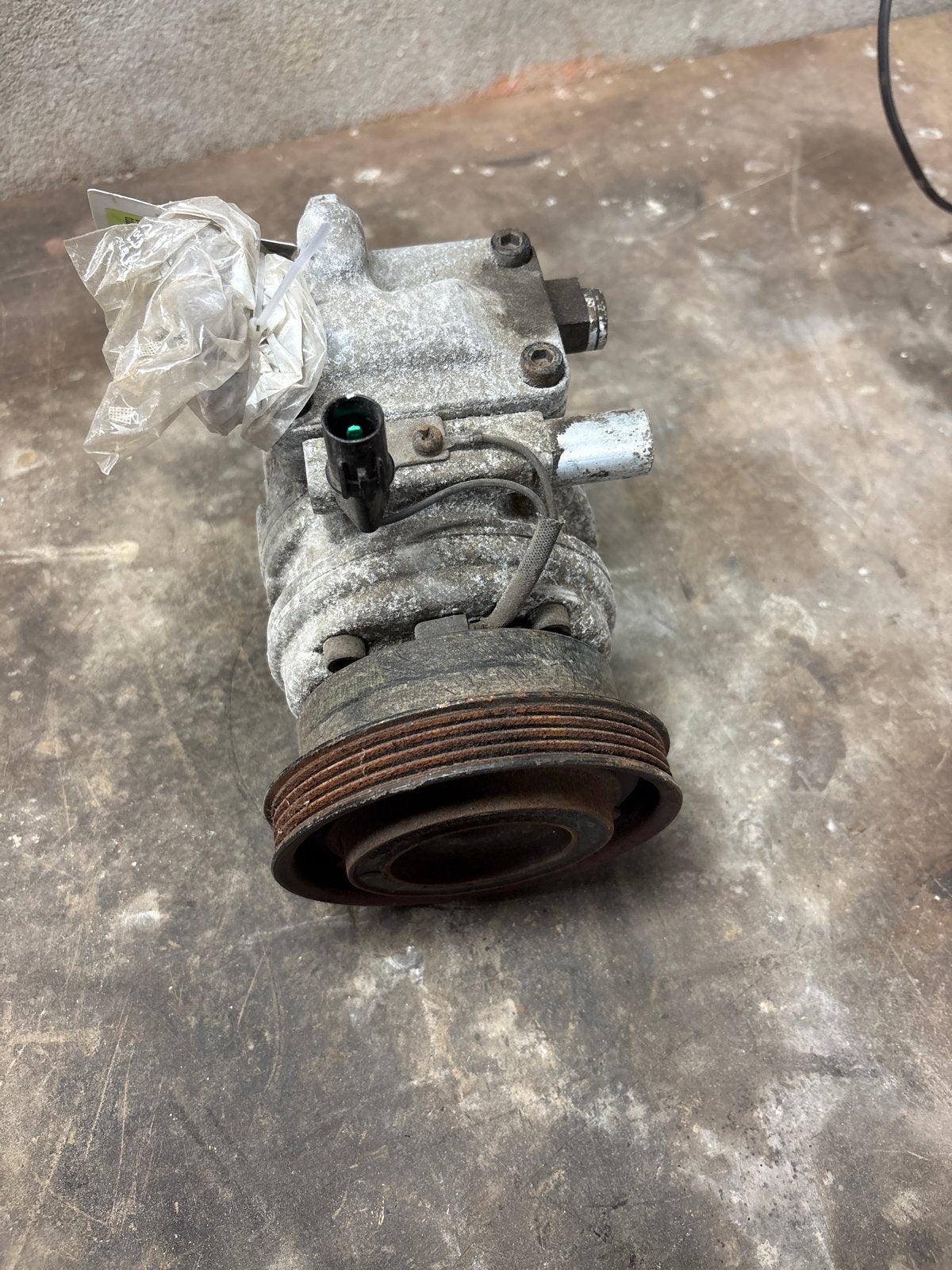 DOOWON Airco Compressor 16049-2320J - Gebruikt, Ophalen of Verzenden, Gebruikt, Universele onderdelen
