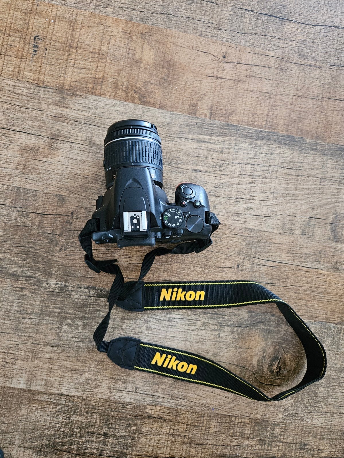 Nikon D3500 spiegelreflexcamera met accessoires, Spiegelreflex, Ophalen of Verzenden, Zo goed als nieuw, Nikon