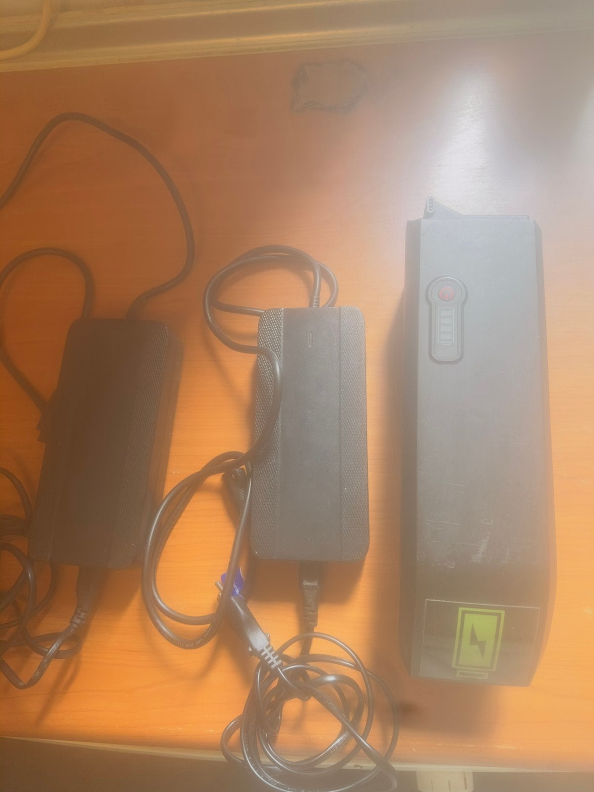 2 E bike chargers one Battery, Ophalen of Verzenden, Zo goed als nieuw
