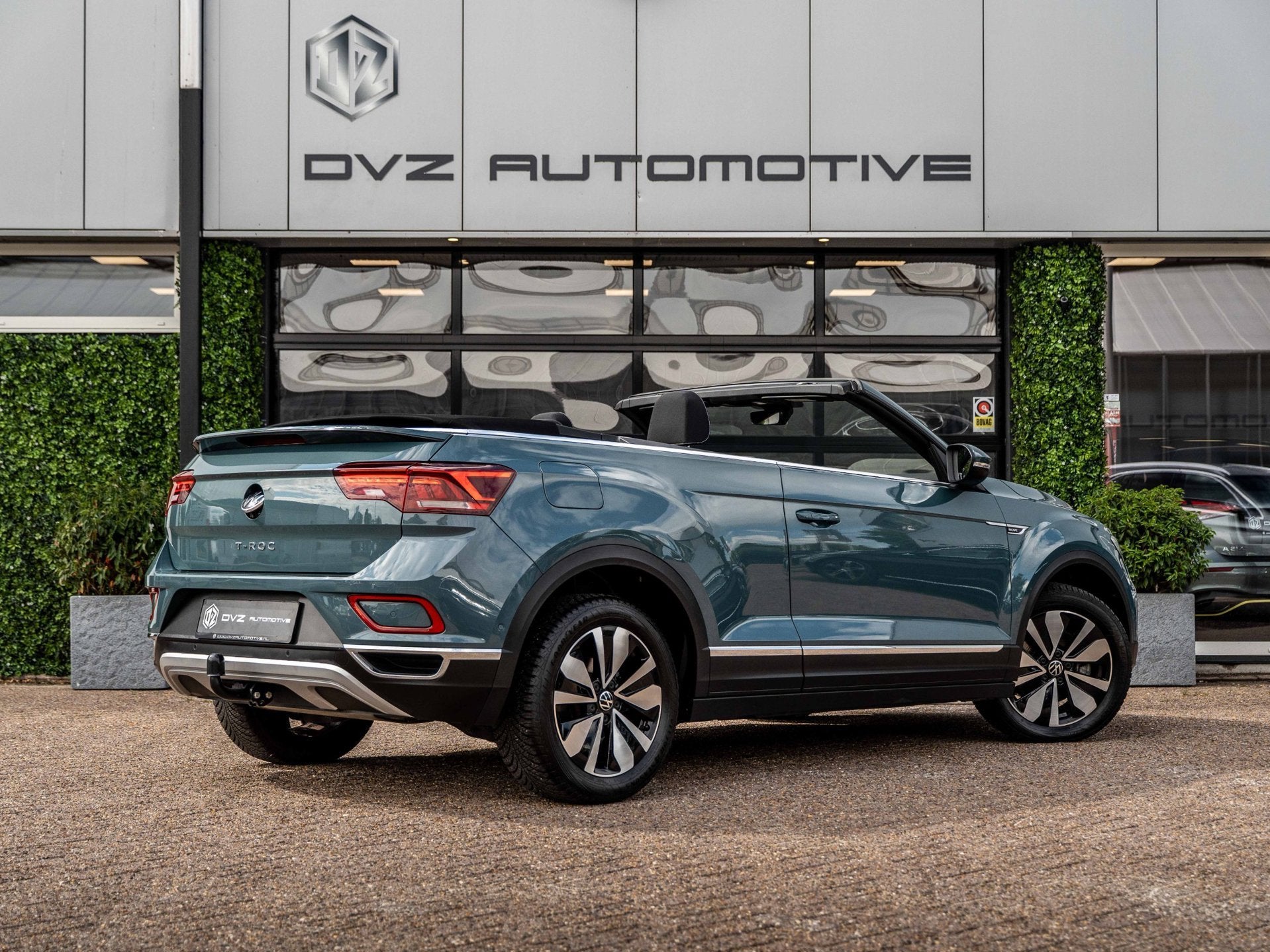 Volkswagen T-Roc Cabrio 1.5 TSI 150PK DSG Move | Virtual | C, Auto's, Volkswagen, Stof, Zwart, 4 cilinders, Blauw