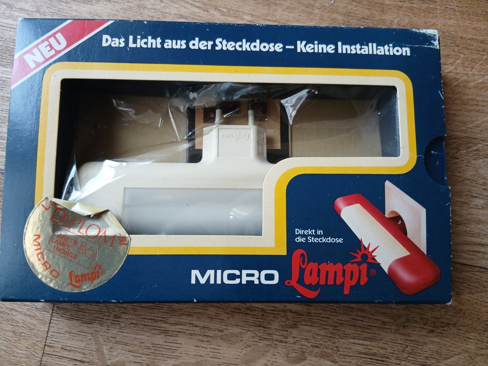 Stopcontactlamp, Huis en Inrichting, Lampen | Wandlampen, Ophalen of Verzenden, Nieuw, Wandlamp