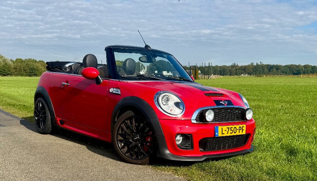 MINI Cabrio R57 JCW Edition, Auto's, Voorwielaandrijving, Dealer onderhouden, 227 pk, Zwart