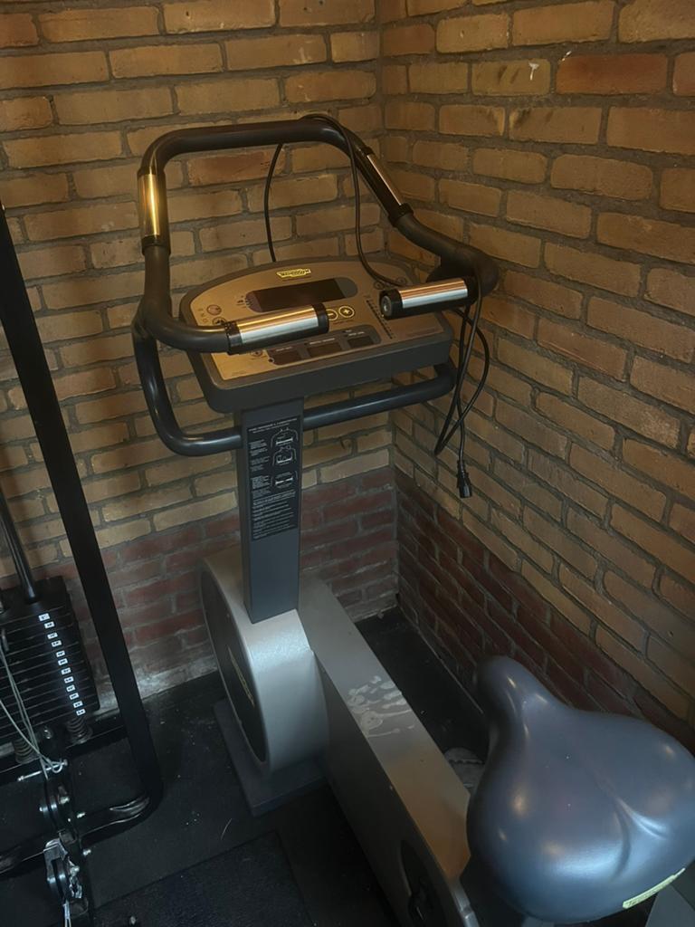 TechnoGym XTPro 600 bike, Ophalen, Zo goed als nieuw, Hometrainer