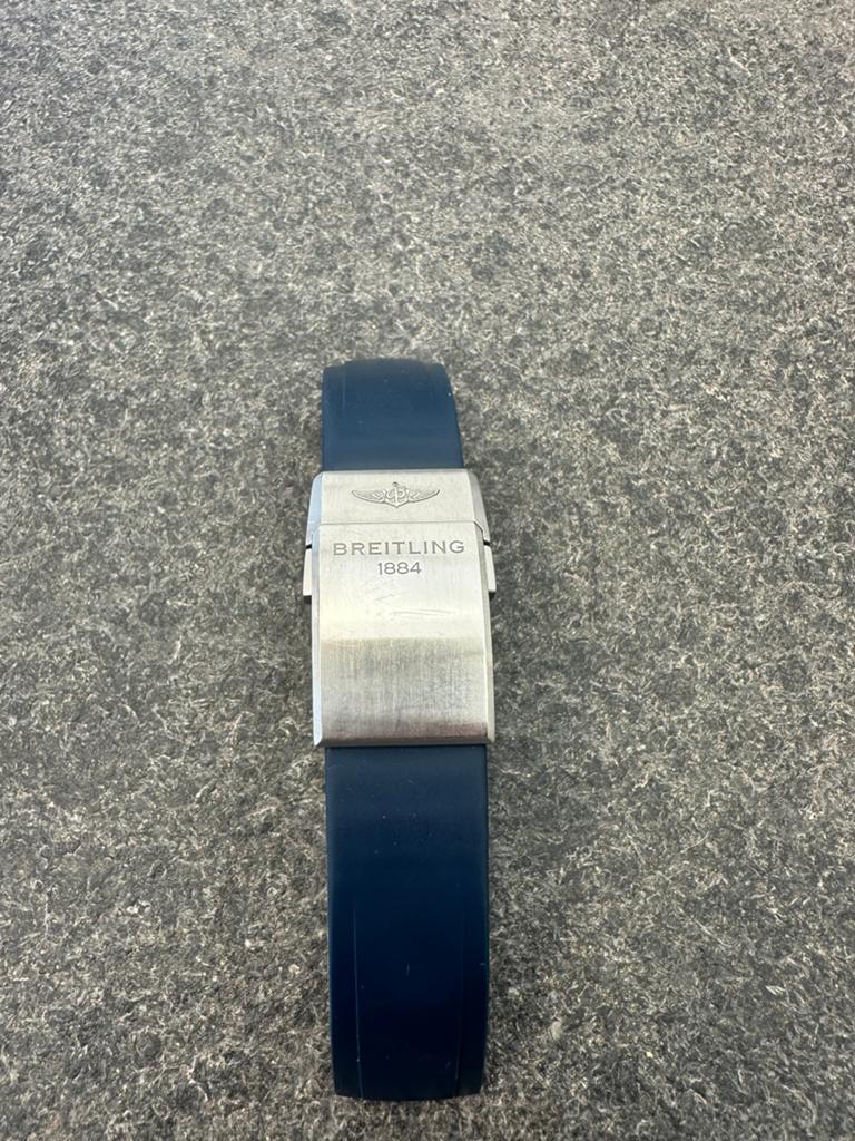 Breitling Blauwe rubberen armband Met drukknop vouwsluiting, Ophalen, Zo goed als nieuw, Polshorloge, Breitling
