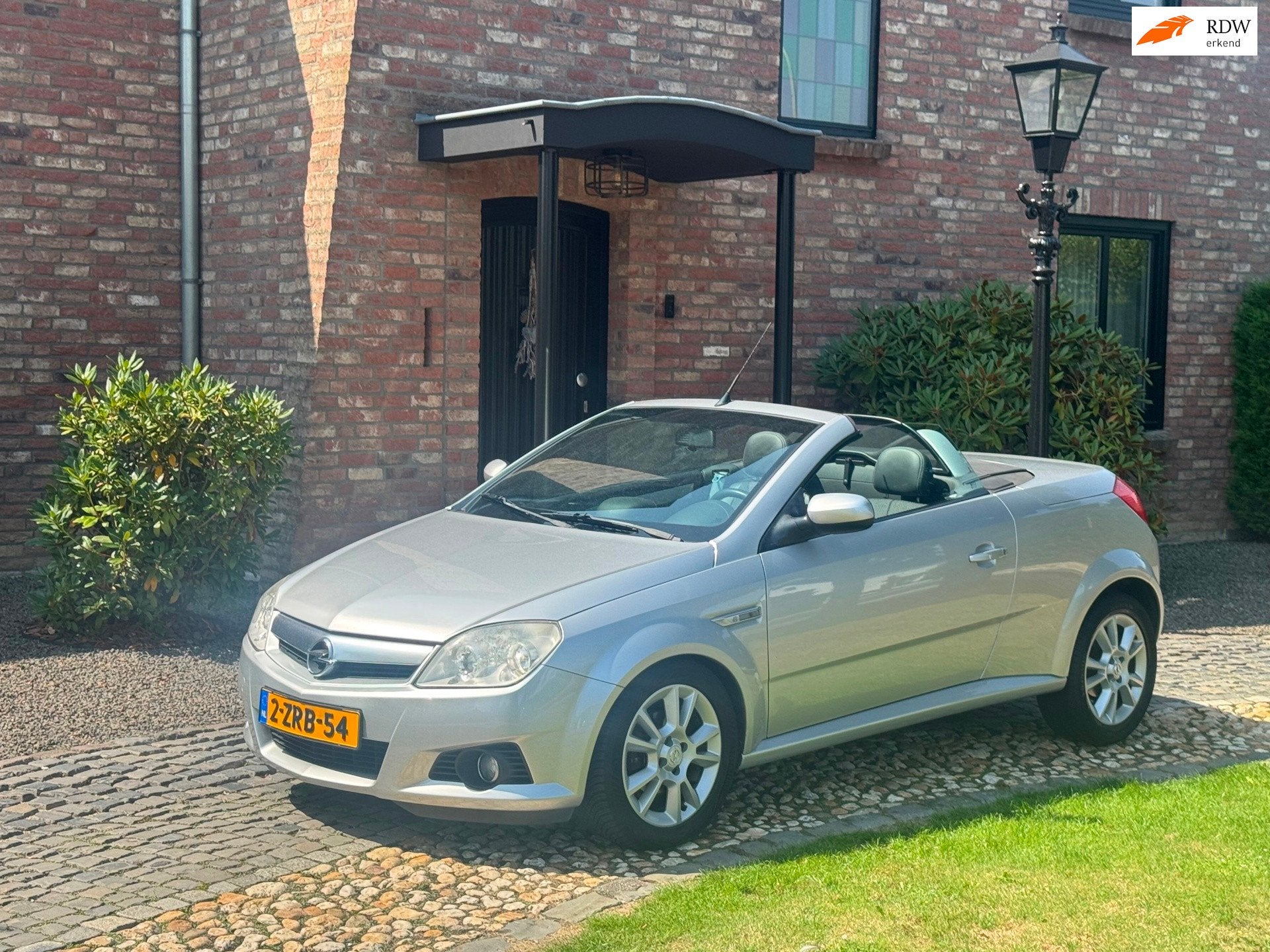 Opel Tigra TwinTop 1.8-16V Sport airco, Auto's, Opel, 125 pk, Gebruikt, 4 cilinders, Bedrijf