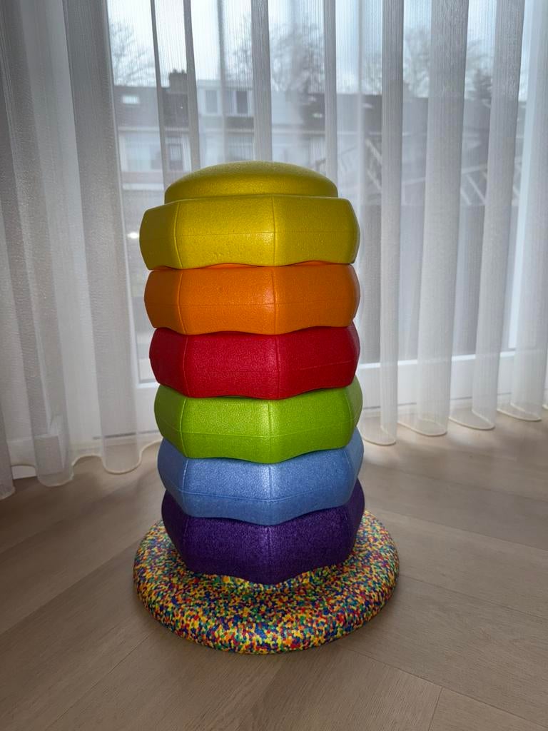 Stapelstenen + balansbord van Stepping Stone, Kinderen en Baby's, Speelgoed | Bouwstenen, Ophalen of Verzenden, Zo goed als nieuw
