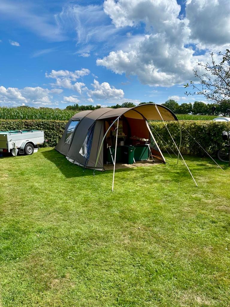 Falco Havik 3200 tunneltent 2-4 personen, Ophalen, Zo goed als nieuw, Tot en met 4