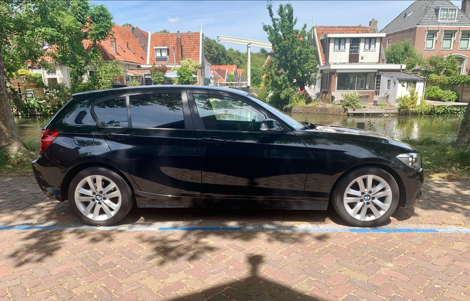 BMW 1-Serie 118I 125KW 5DR 2012 Zwart | Airco | Nieuwe APK, 1-Serie, Achterwielaandrijving, 4 cilinders, Zwart