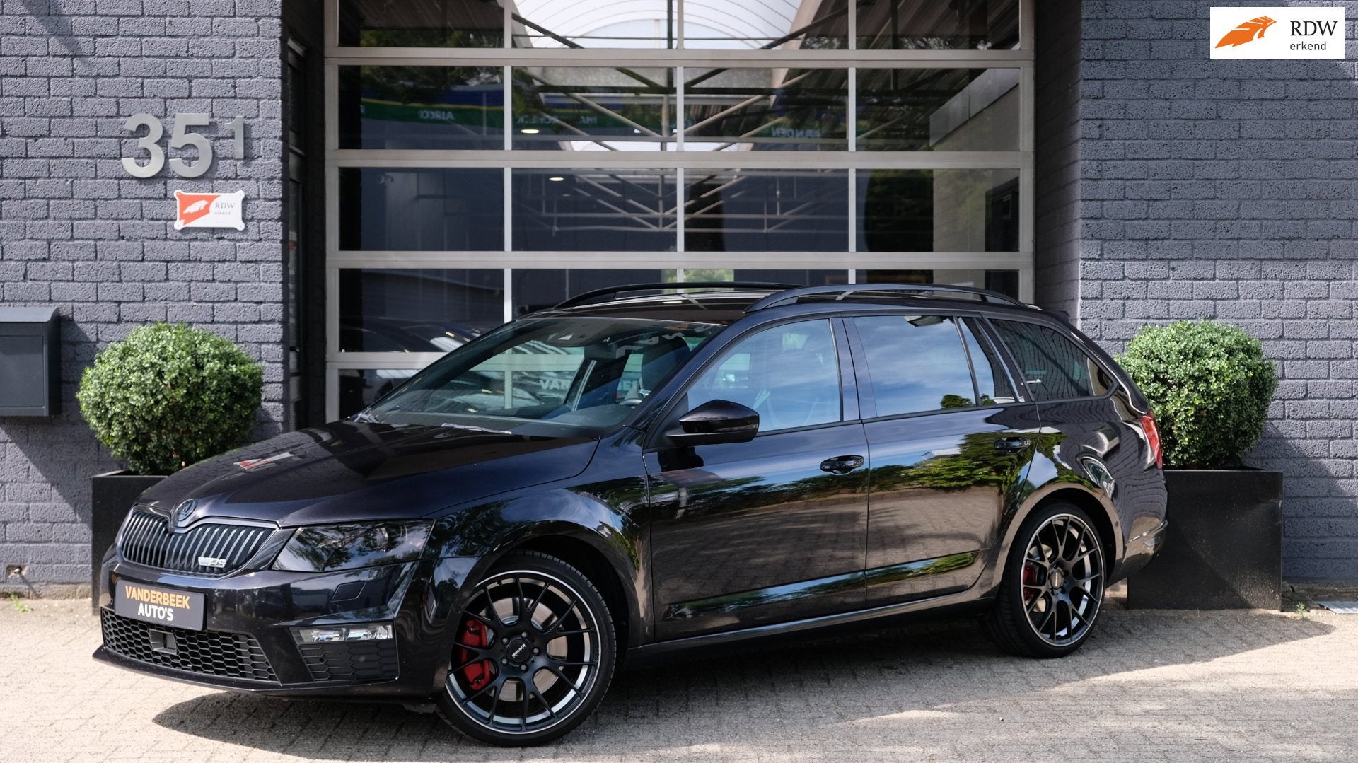 Skoda Octavia Combi 2.0 TSI RS DSG ACC|NAVI|LEDER|334PK, Auto's, Gebruikt, 4 cilinders, 1984 cc, Zwart