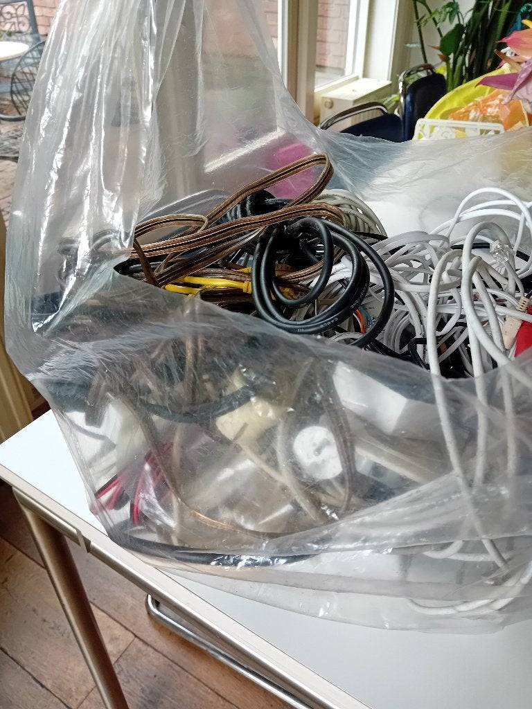 kabels en draad assorti, Doe-het-zelf en Verbouw, Ophalen, Zo goed als nieuw, Kabel of Snoer