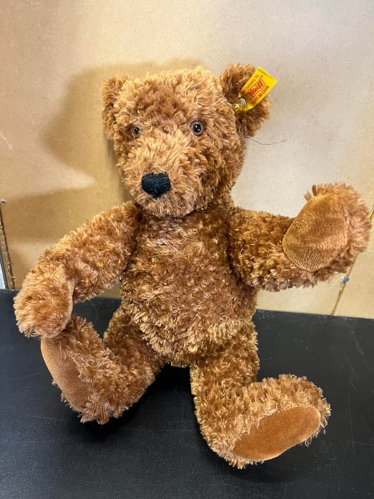 Teddybeer Steiff .   Nieuw., Verzamelen, Beren en Cherished Teddies, Ophalen of Verzenden, Zo goed als nieuw, Stoffen beer, Steiff
