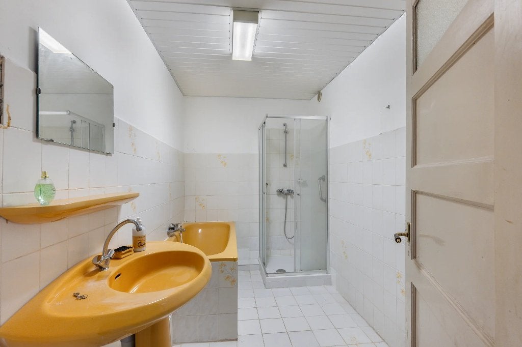 GRATIS badkamer - wastafel + bad + douche | Schiedam, Ophalen, Gebruikt, Met douche
