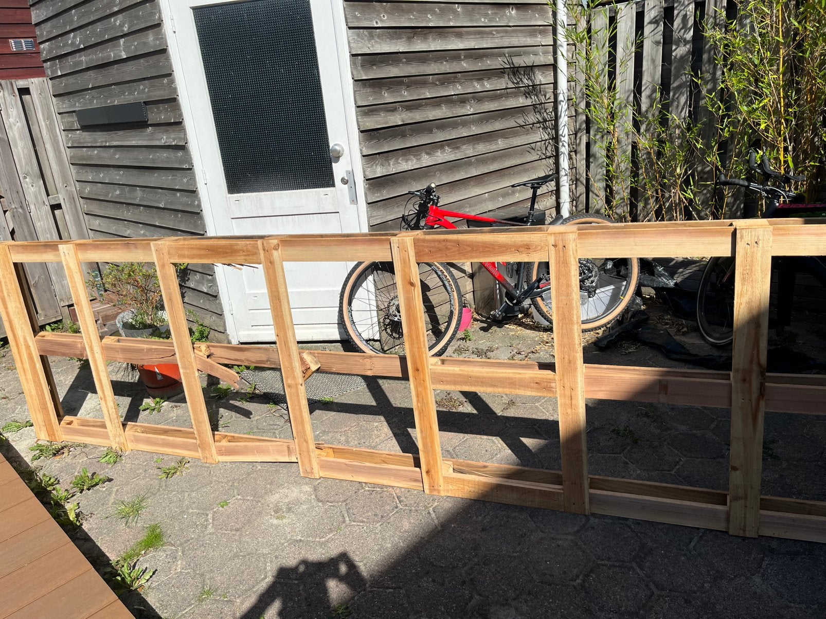Twee pallets 4m lang en 1m lang, Doe-het-zelf en Verbouw, Hout en Planken, Ophalen, Gebruikt, Vuren, Pallet