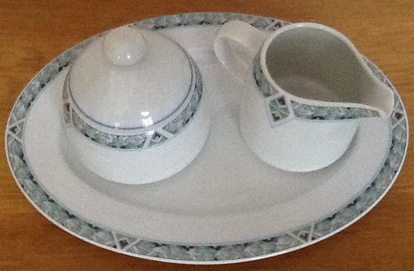 Arzberg servies AH - Compleet servies, Ophalen, Zo goed als nieuw, Effen, Porselein