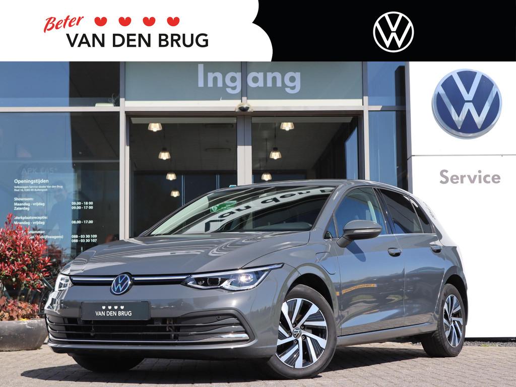 Volkswagen Golf 1.4 204 pk DSG eHybrid Style | Trekhaak | AC, Auto's, Volkswagen, Gebruikt, 4 cilinders, Adaptive Cruise Control
