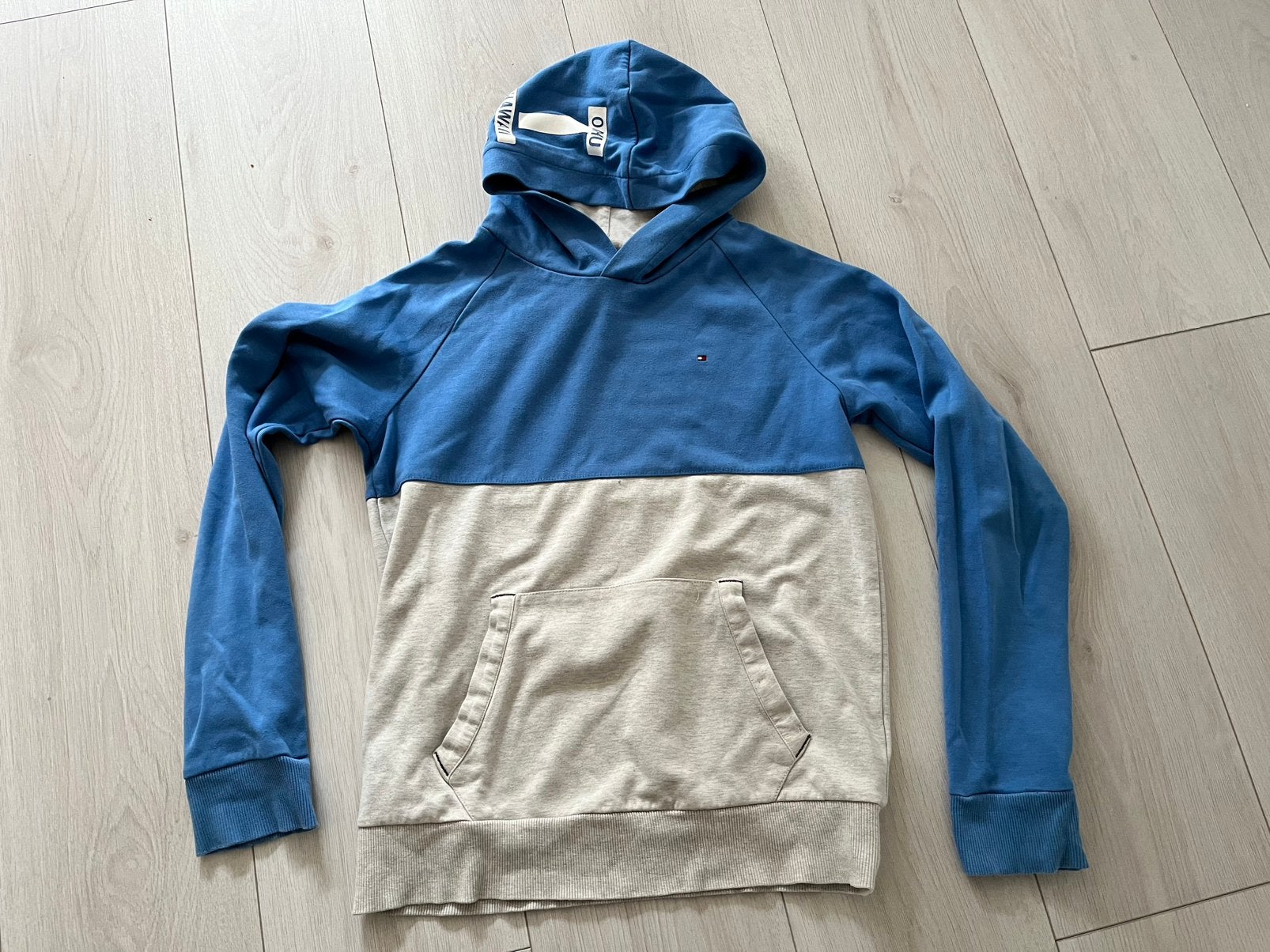 Tommy Hilfiger trui maat 164, Ophalen of Verzenden, Zo goed als nieuw, Jongen, Trui of Vest