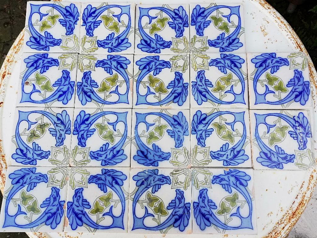 18 bijzondere antieke wandtegels met vissen 15x15cm, Antiek en Kunst, Antiek | Wandborden en Tegels, Ophalen