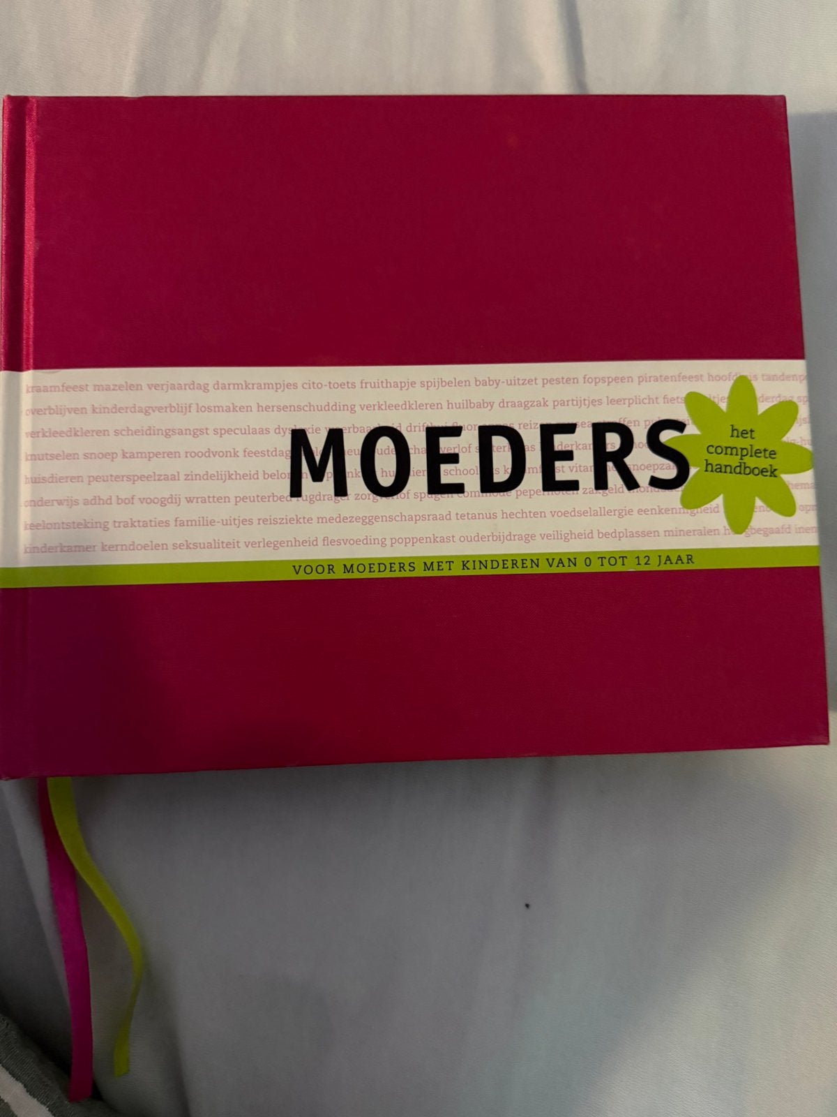 J. van Tijn - Moeders, Boeken, Ophalen, 3 tot 4 jaar, J. van Tijn; L. Koo, Zo goed als nieuw
