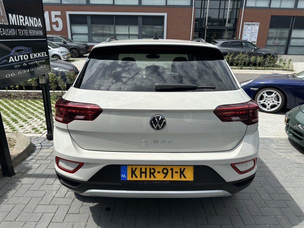 Volkswagen T-Roc 1.5 TSI Life Bns (bj 2024, automaat), Automaat, Euro 6, 4 cilinders, 150 pk