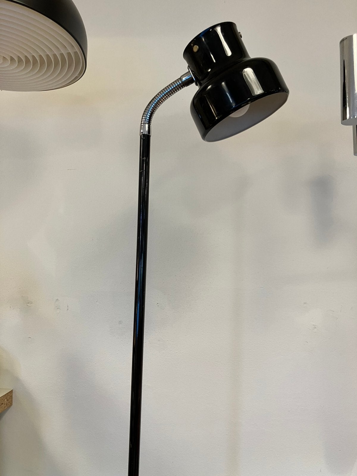Vintage  zwarte Bumling vloerlamp. Jaren 60 design, Ophalen of Verzenden, Gebruikt, 150 tot 200 cm
