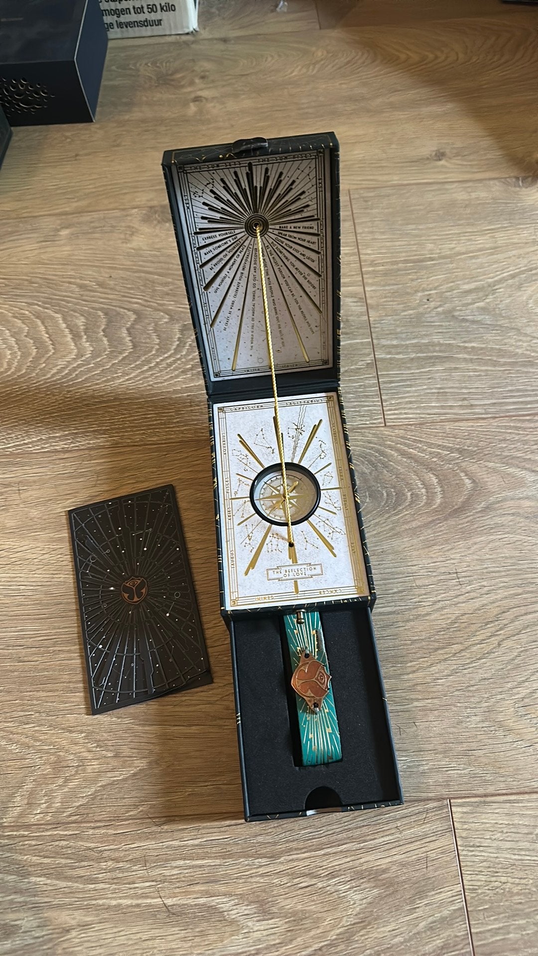 Tomorrowland doosje incl bandje treasure case 2022