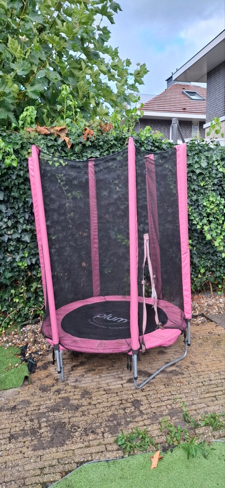 Roze Plum Trampoline met Veiligheidsnet, Ophalen, Gebruikt