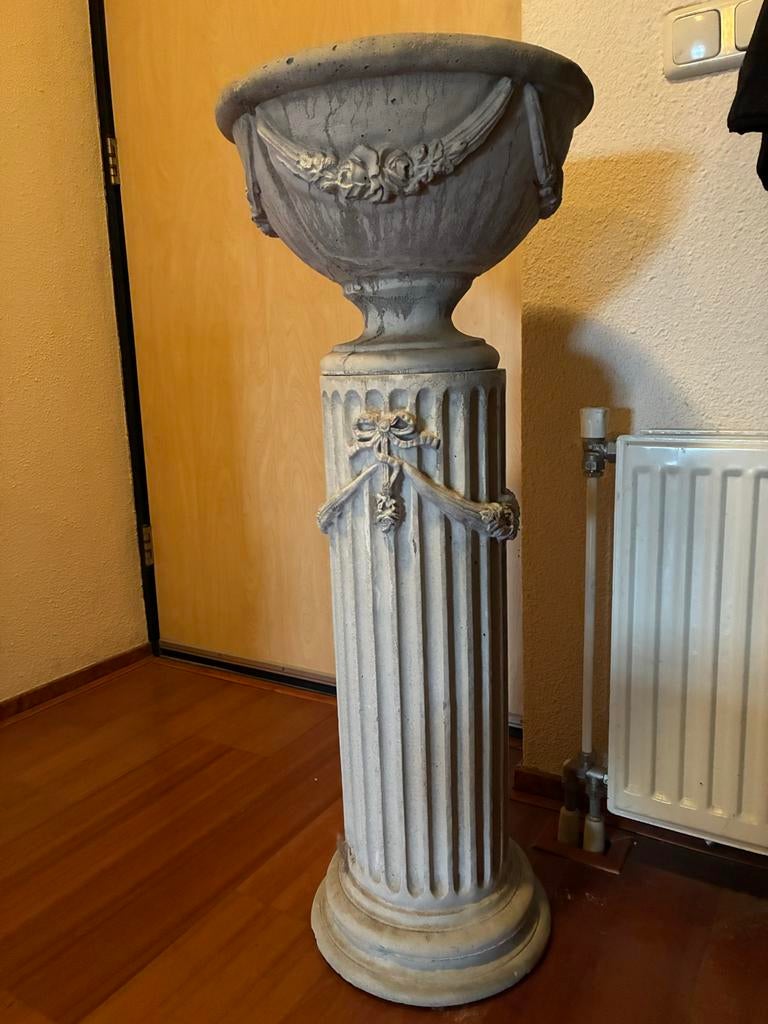 Decoratieve betonnen zuil met plantenbak, Huis en Inrichting, Woonaccessoires | Zuilen en Pilaren, Ophalen, Gebruikt
