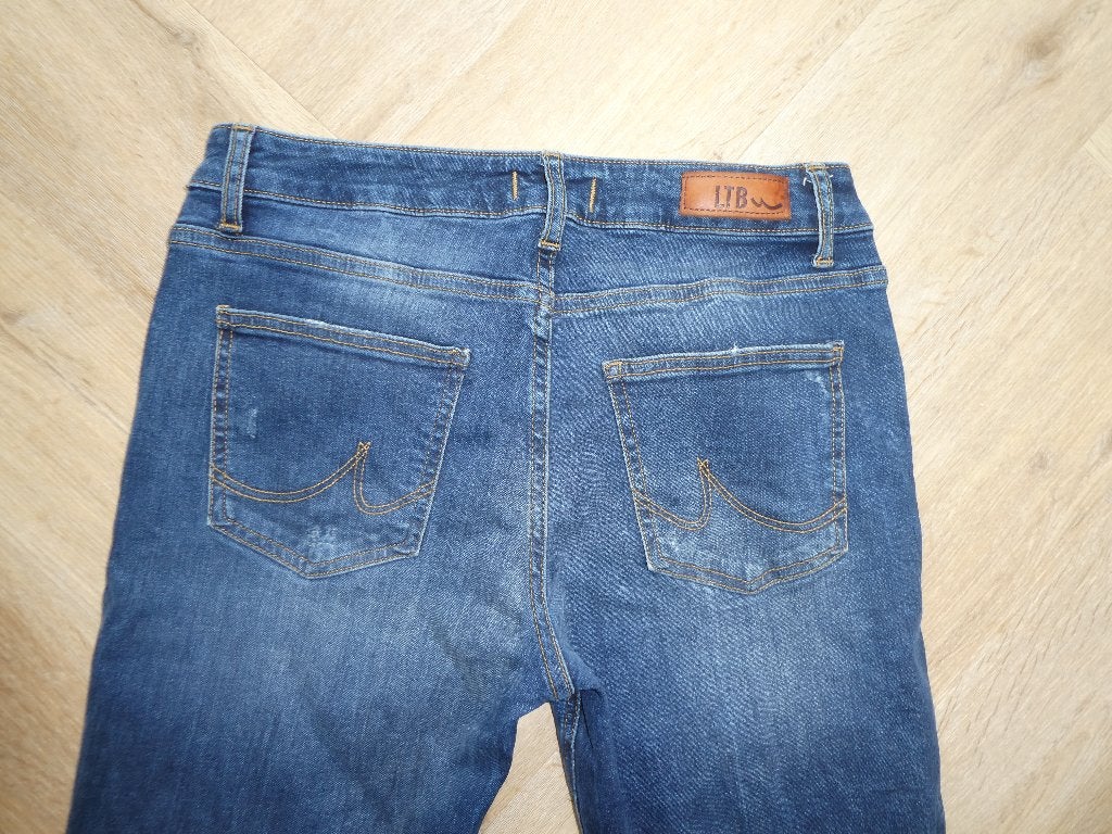 Mooie LTB Mika Boyfriend spijkerbroek maat 27-30, Blauw, Ophalen of Verzenden, Zo goed als nieuw, LTB