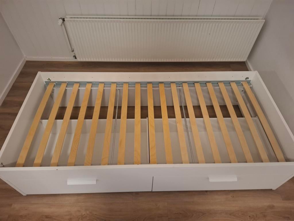 Bed ( IKEA Brimnes) opberglades wit , 90x200 cm, Ophalen, Gebruikt, 90 cm, Eenpersoons