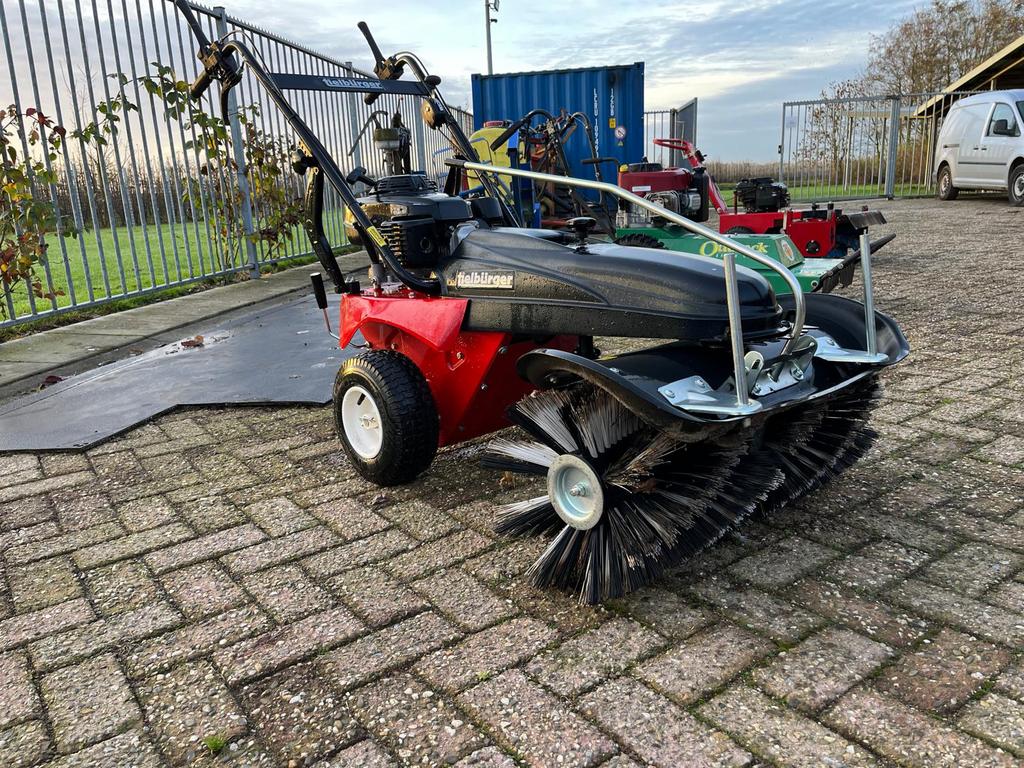 Veegmachine Tielburger, Ophalen, Zo goed als nieuw