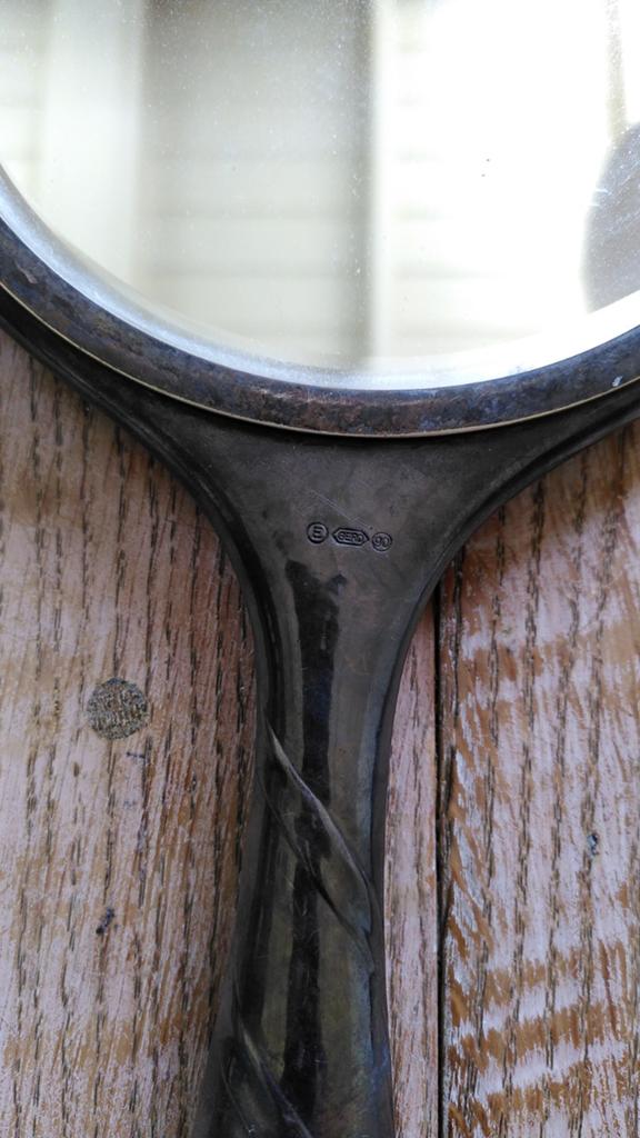 Verzilverde handspiegel van Gero., Antiek en Kunst, Curiosa en Brocante, Ophalen of Verzenden