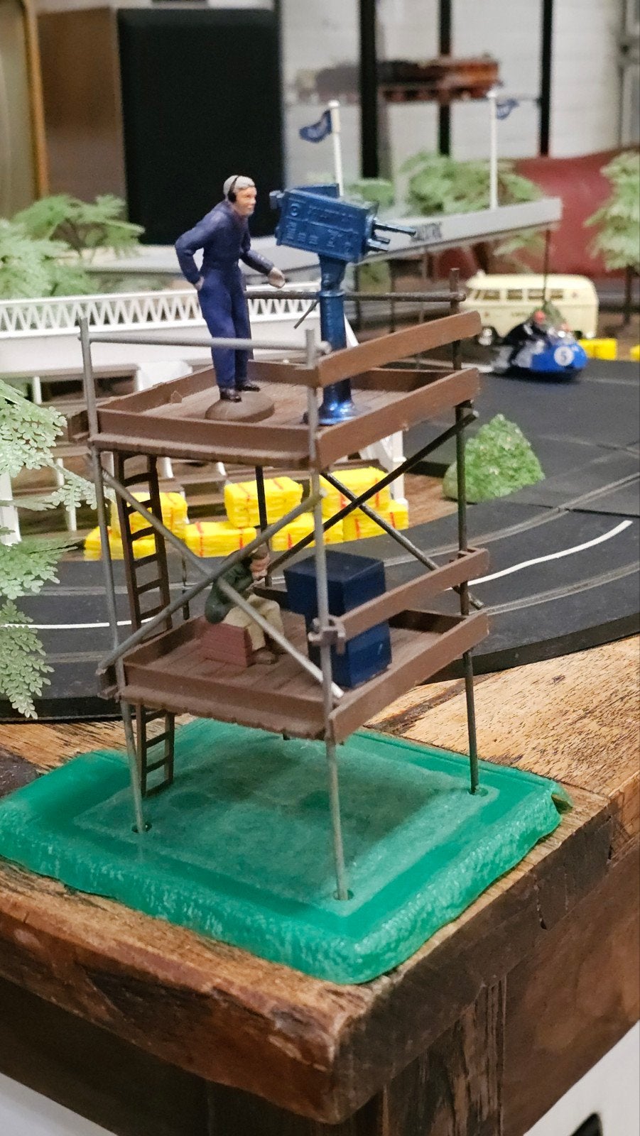 Scalextric TV camera toren en crew, Ophalen of Verzenden, Gebruikt, Elektrisch, Overige merken