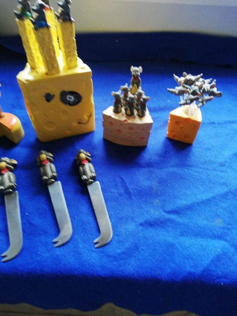 Verzameling muisjes in stuk kaas cocktailprikkers mesjes, Ophalen, Glas, Overige stijlen