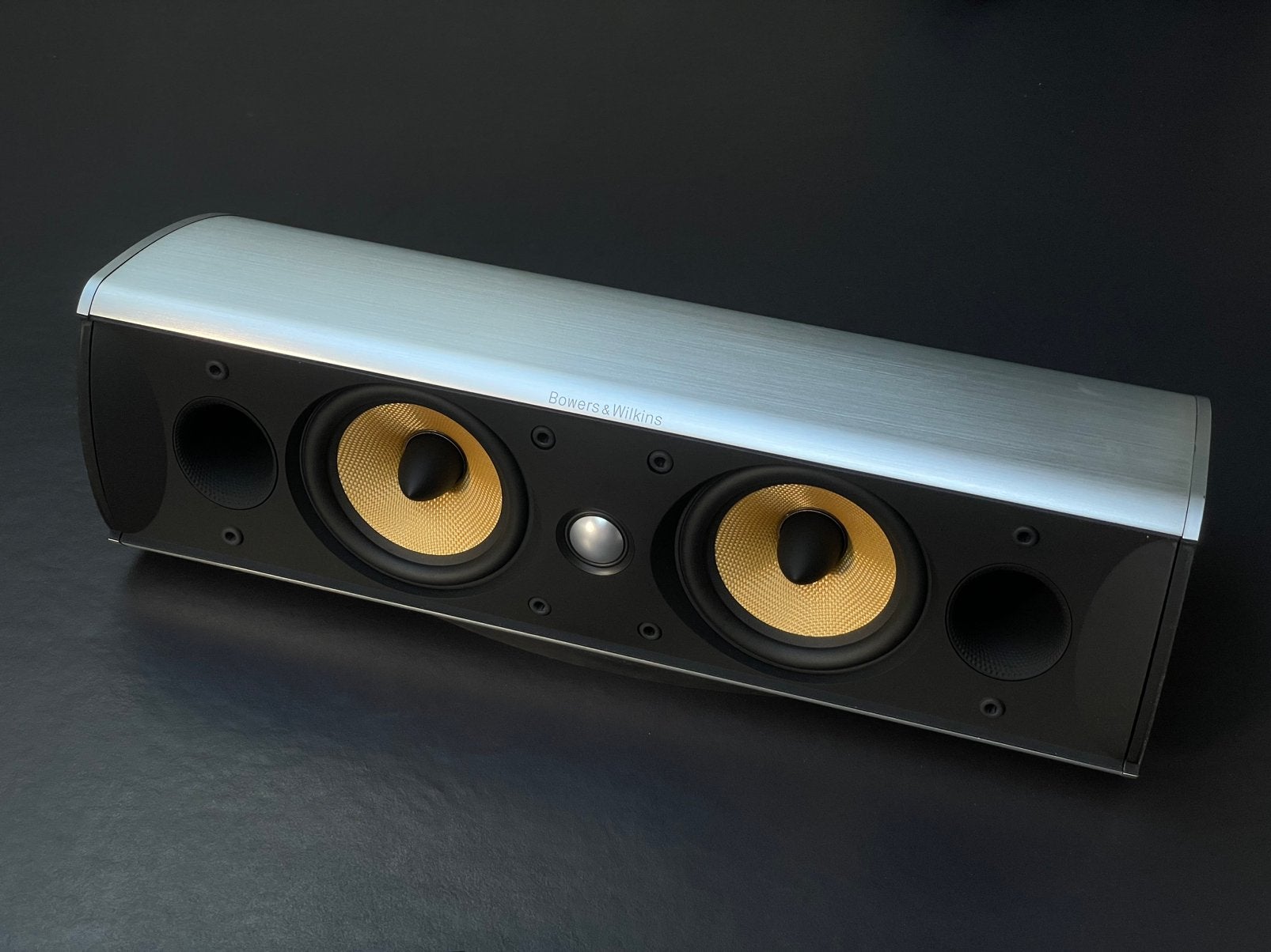 B&W XTC / XT center centerspeaker, Audio, Tv en Foto, Ophalen of Verzenden, Zo goed als nieuw, 60 tot 120 watt, Bowers & Wilkins (B&W)