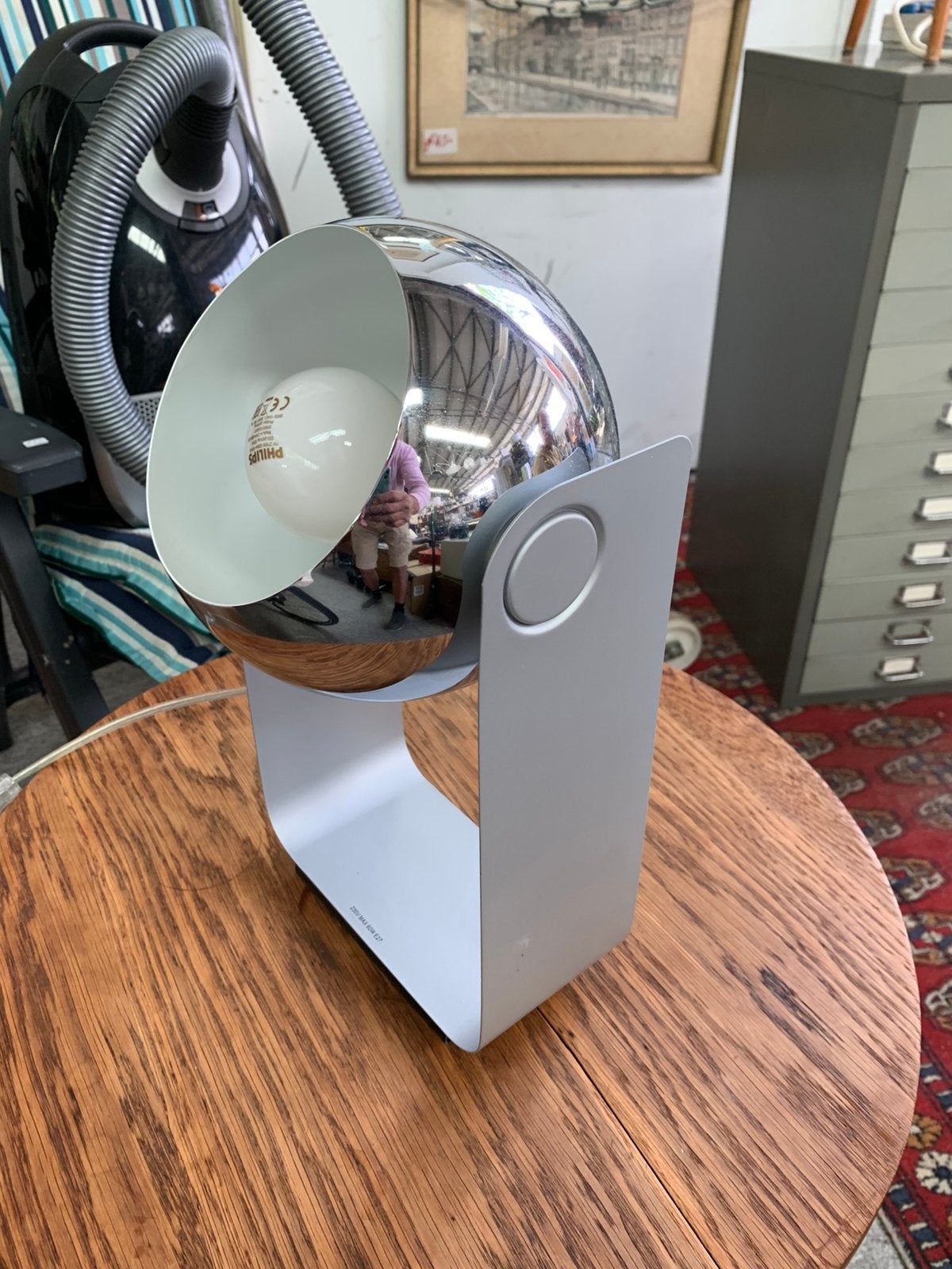 Lamp vintage Massive eyeball tafellamp uitgevoerd in chroom, Huis en Inrichting, Lampen | Tafellampen, Zo goed als nieuw, Ophalen of Verzenden