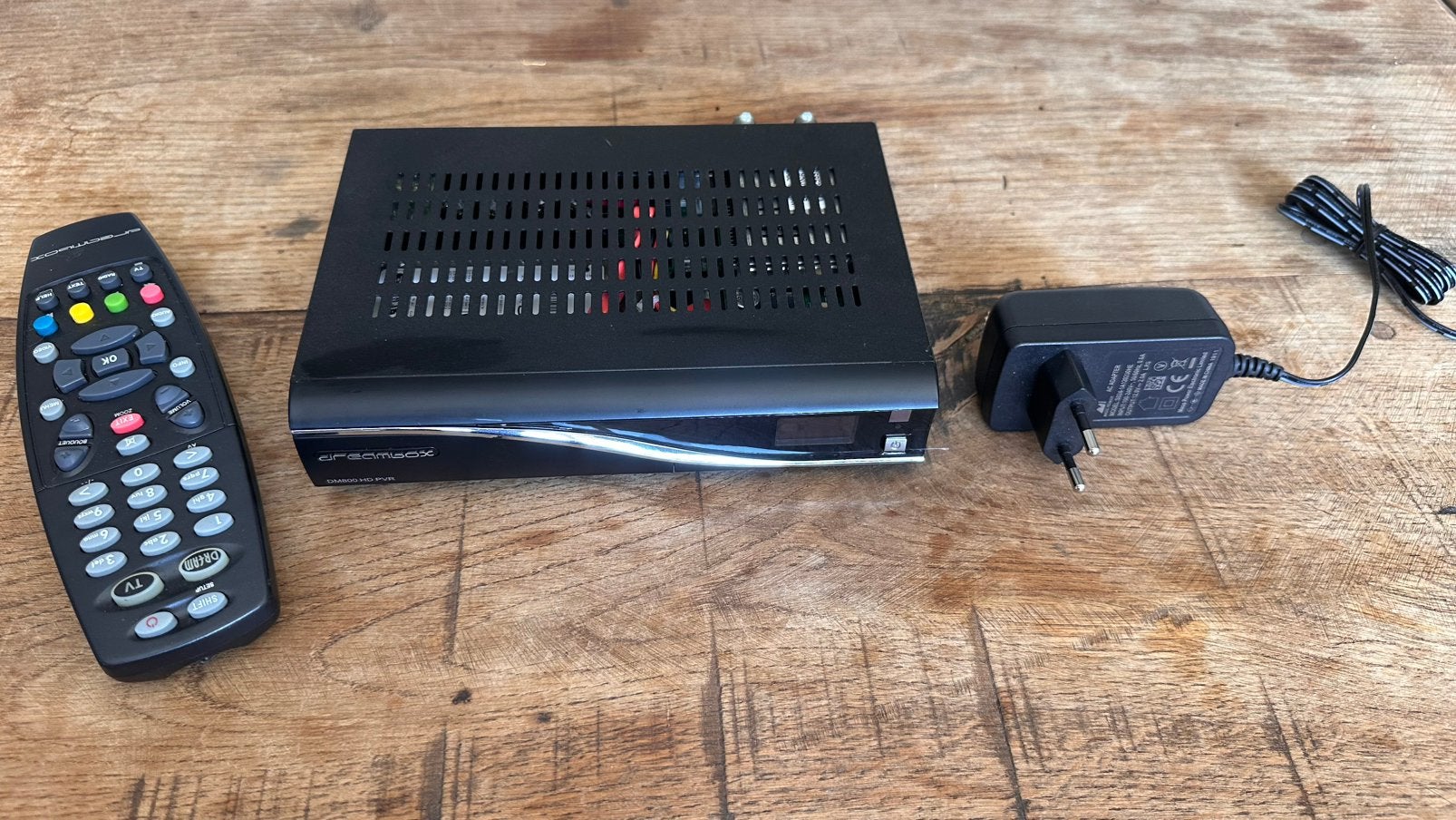 Dreambox DM800 HD PVR (moet nagezien worden), Ophalen of Verzenden, Gebruikt, Harddiskrecorder