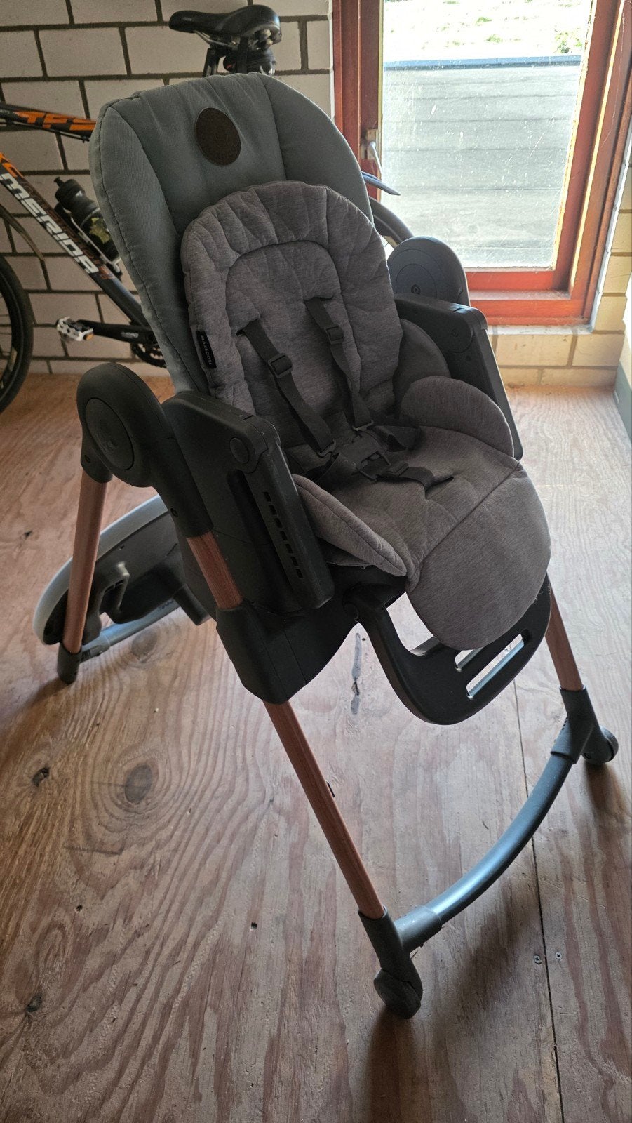 Maxi-Cosi Minla stoelen - Grey 2x, Ophalen, Zo goed als nieuw, Meegroeistoel, Gordel(s)