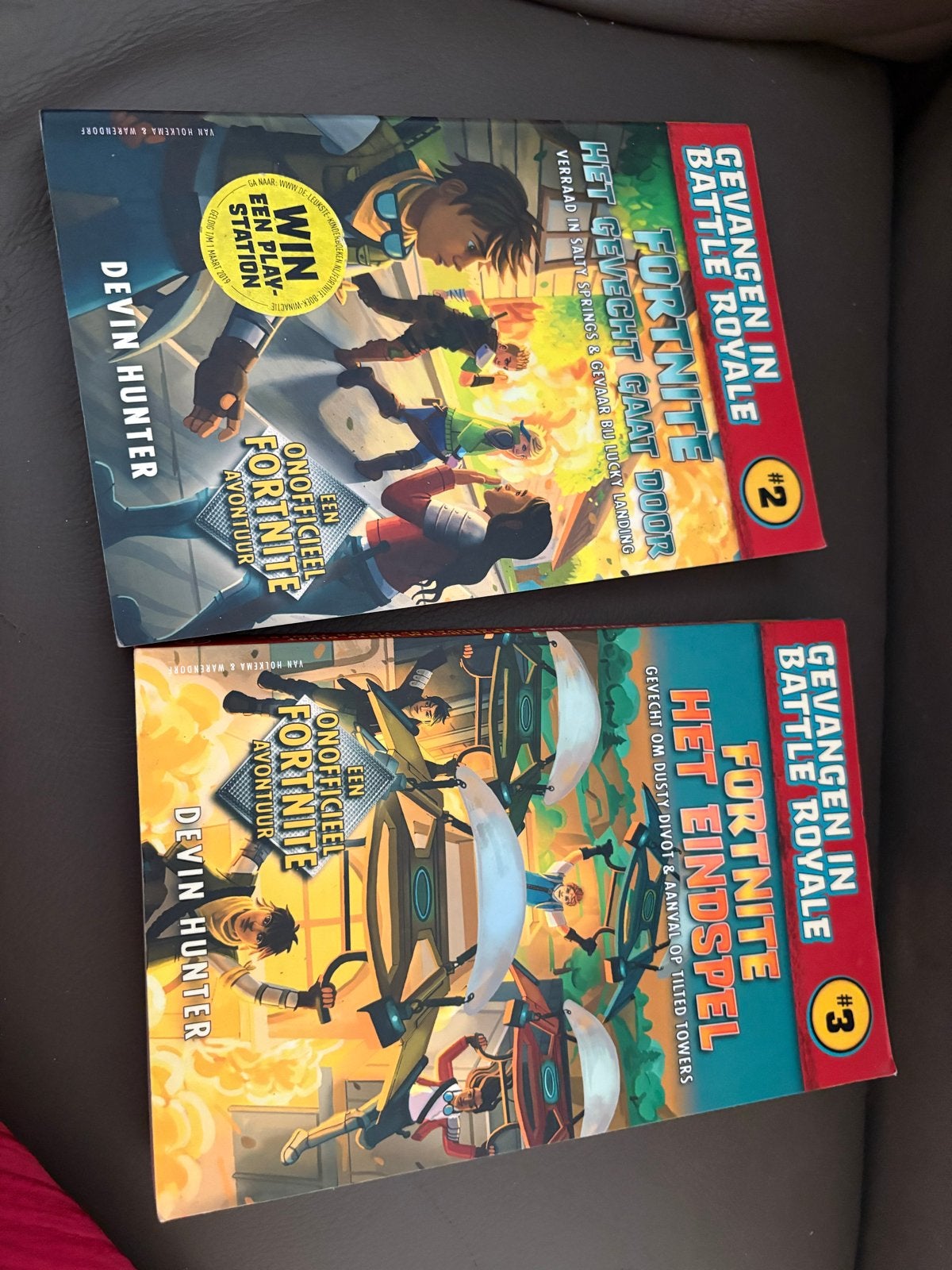 Fortnite boeken: Het Gevecht Gaat Door & Het Eindspel, Ophalen of Verzenden, Zo goed als nieuw, Fictie