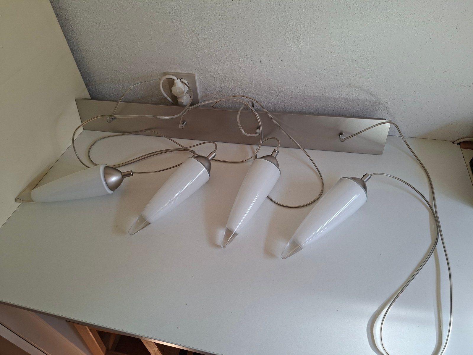 Ilu design vintage hanglamp 4 kelken (teepee), Ophalen of Verzenden, Zo goed als nieuw, Glas