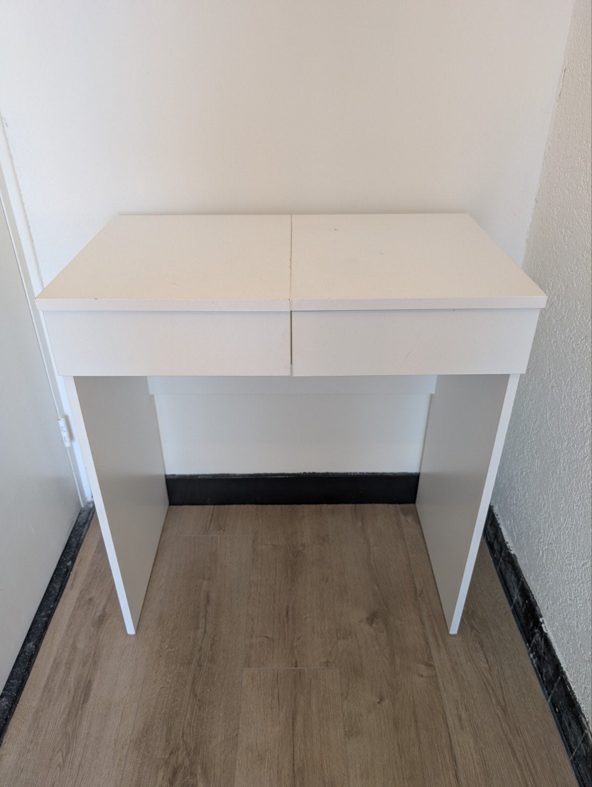 IKEA BRIMNES Kaptafel/Bureau wit 70x42 cm, Ophalen, Gebruikt, Modern, Scandinavisch, 50 tot 100 cm