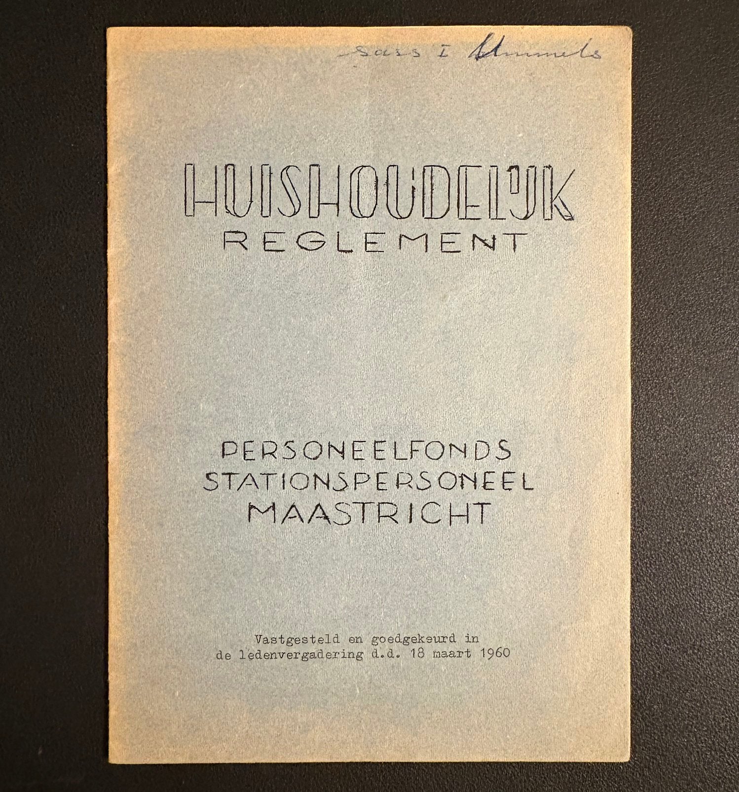 Huish. reglement personeelfonds station Maastricht (1960), Ophalen of Verzenden, Gebruikt, Trein, Boek of Tijdschrift
