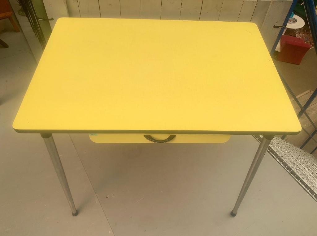 Keukentafel geel formica met lade - vintage retro tafel, Ophalen, Gebruikt, 50 tot 100 cm, Onbekend