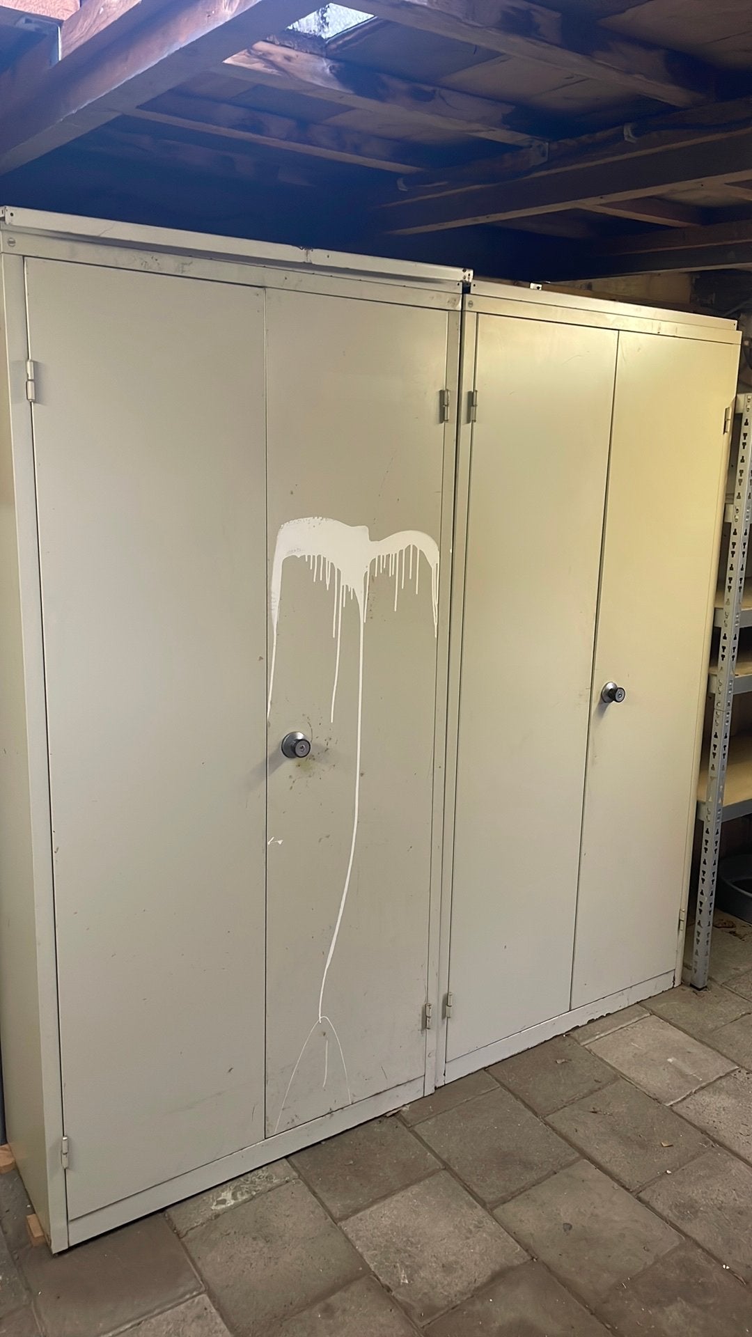 Stalen kasten voor in de schuur of werkplaats, Ophalen, Zo goed als nieuw