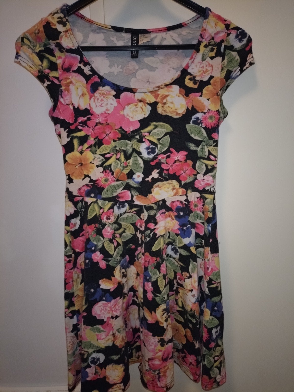 2 zomerjurkjes (maat rond xs/xxs) | gratis, H&M, Meerkleurig, Ophalen of Verzenden, Zo goed als nieuw