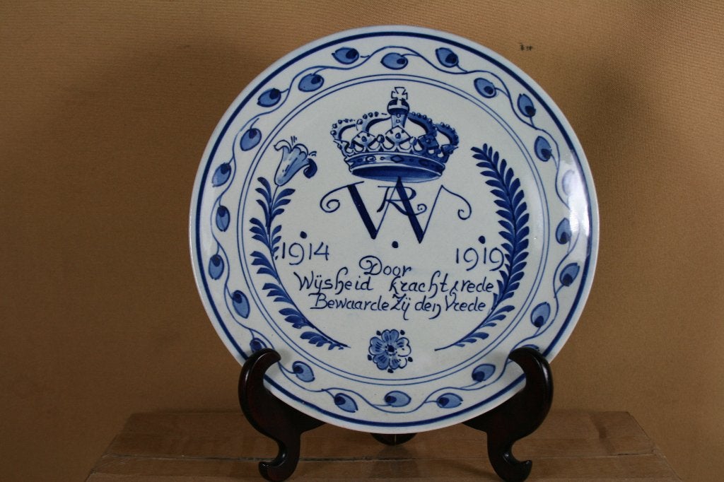 Porceleyne Fles wandbord Wilhelmina 1919, Verzamelen, Koninklijk Huis en Royalty, -, Overige typen, Ophalen of Verzenden, Zo goed als nieuw